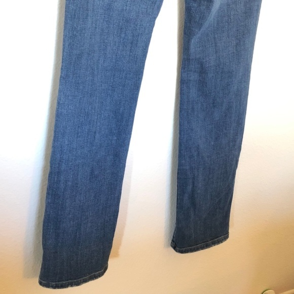 Anthropologie Pilcro Buckle Distressed Boyfriend Jean - Picture 8 of 8